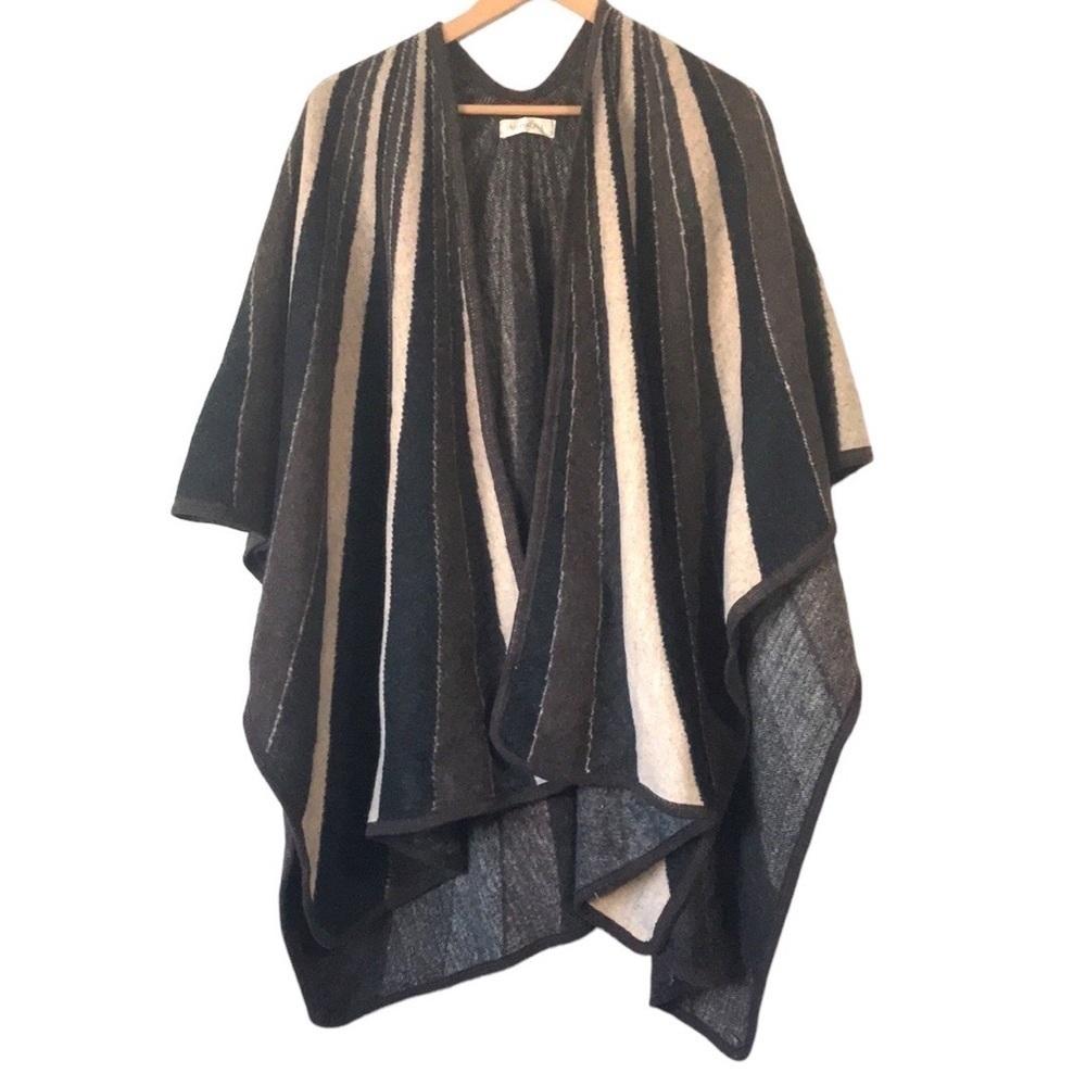 Mosnova striped poncho neutral brown colours soft and comfortable